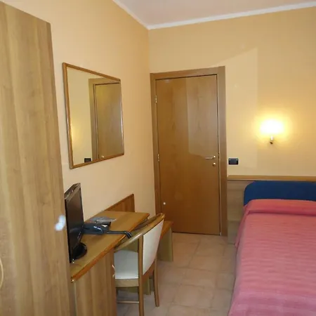 Adler 3* Menaggio